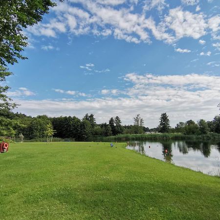 Moderne Ferienwohnung Gartenblick Amtzell Экстерьер фото